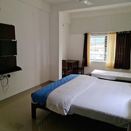Hotel Blue Rays Bainduru ภายนอก รูปภาพ